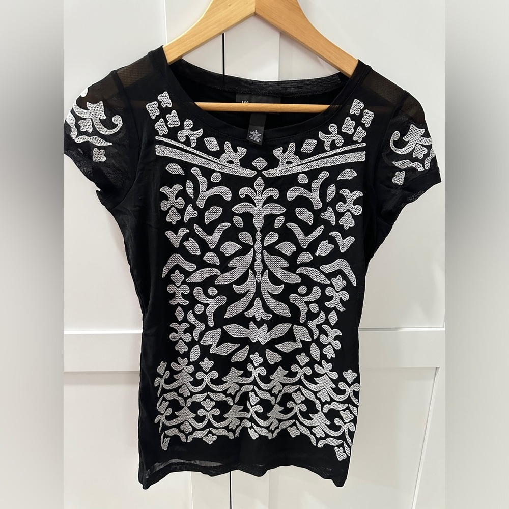 INC international concepts black and white sparkle top size small